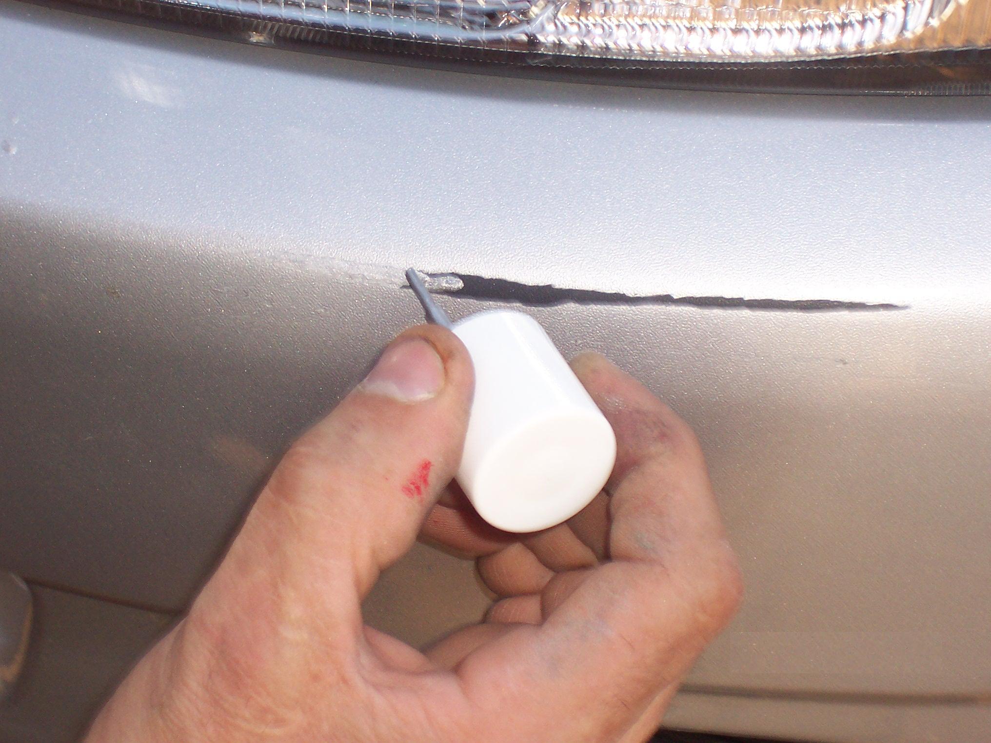 DIY Touch Up Paint Bottle kits for Auto Automotive Touch Up Paint Australia